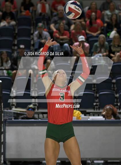 Thumbnail 2 in Cypress Ranch vs The Woodlands (UIL Volleyball 6A D1 Area) photogallery.