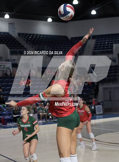 Thumbnail 2 in Cypress Ranch vs The Woodlands (UIL Volleyball 6A D1 Area) photogallery.