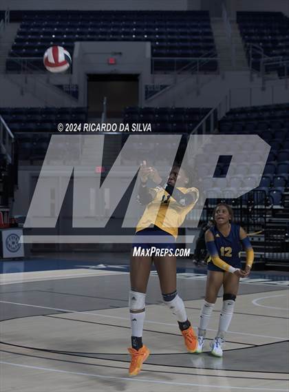 Thumbnail 1 in Cypress Ranch vs The Woodlands (UIL Volleyball 6A D1 Area) photogallery.