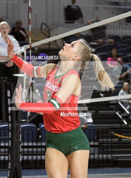Thumbnail 2 in Cypress Ranch vs The Woodlands (UIL Volleyball 6A D1 Area) photogallery.