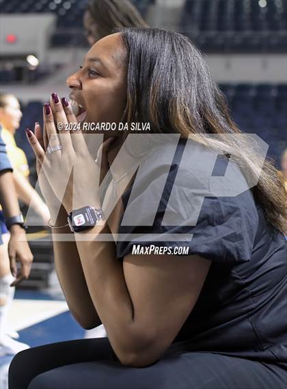 Thumbnail 1 in Cypress Ranch vs The Woodlands (UIL Volleyball 6A D1 Area) photogallery.