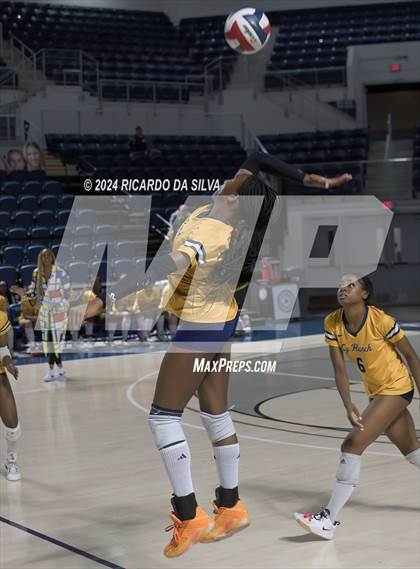 Thumbnail 3 in Cypress Ranch vs The Woodlands (UIL Volleyball 6A D1 Area) photogallery.
