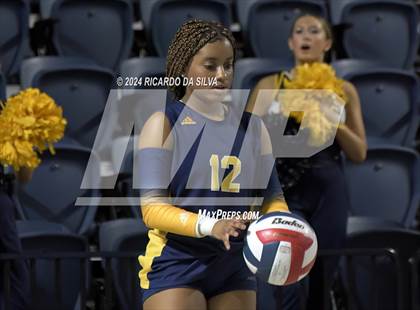 Thumbnail 2 in Cypress Ranch vs The Woodlands (UIL Volleyball 6A D1 Area) photogallery.