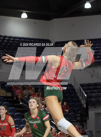 Thumbnail 1 in Cypress Ranch vs The Woodlands (UIL Volleyball 6A D1 Area) photogallery.