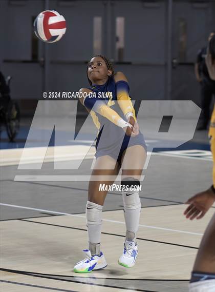 Thumbnail 2 in Cypress Ranch vs The Woodlands (UIL Volleyball 6A D1 Area) photogallery.