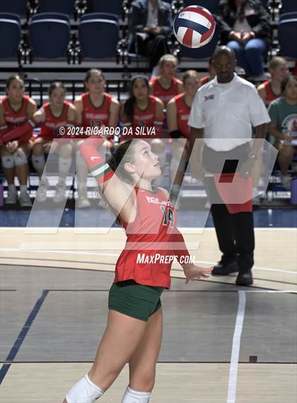 Thumbnail 2 in Cypress Ranch vs The Woodlands (UIL Volleyball 6A D1 Area) photogallery.