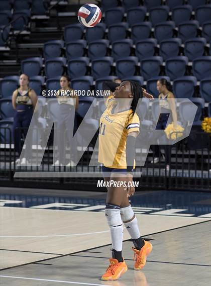 Thumbnail 1 in Cypress Ranch vs The Woodlands (UIL Volleyball 6A D1 Area) photogallery.