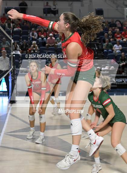 Thumbnail 2 in Cypress Ranch vs The Woodlands (UIL Volleyball 6A D1 Area) photogallery.