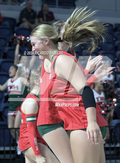 Thumbnail 3 in Cypress Ranch vs The Woodlands (UIL Volleyball 6A D1 Area) photogallery.