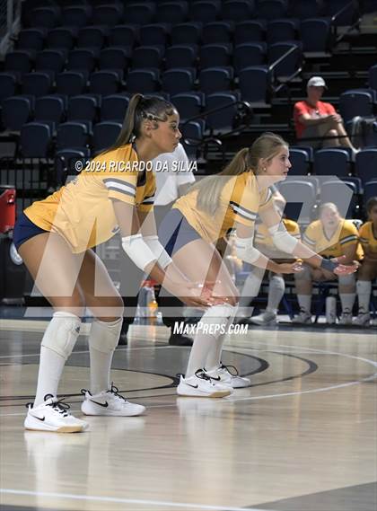 Thumbnail 1 in Cypress Ranch vs The Woodlands (UIL Volleyball 6A D1 Area) photogallery.