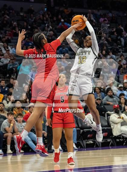 Thumbnail 2 in Etiwanda vs Archbishop Mitty (CIF State Open Div. Final) photogallery.