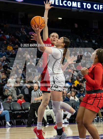 Thumbnail 1 in Etiwanda vs Archbishop Mitty (CIF State Open Div. Final) photogallery.