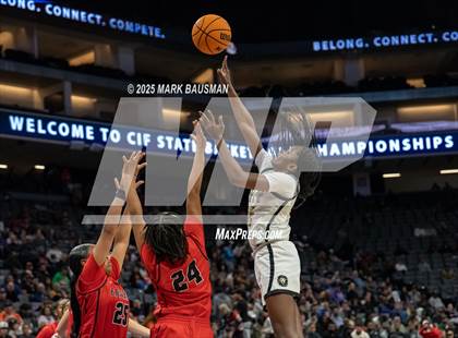 Thumbnail 2 in Etiwanda vs Archbishop Mitty (CIF State Open Div. Final) photogallery.