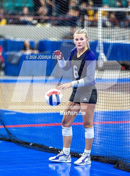 Thumbnail 1 in Wiggins vs. Sedgwick County (CHSAA 2A Final) photogallery.
