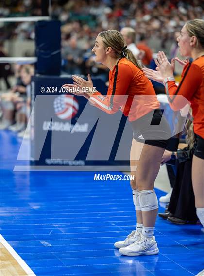 Thumbnail 1 in Wiggins vs. Sedgwick County (CHSAA 2A Final) photogallery.