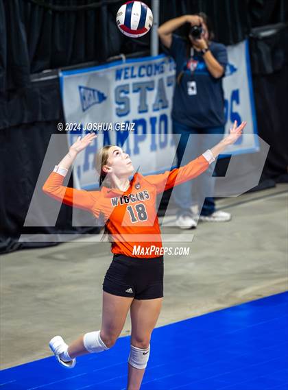 Thumbnail 2 in Wiggins vs. Sedgwick County (CHSAA 2A Final) photogallery.