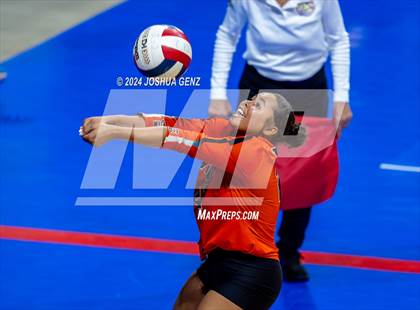 Thumbnail 2 in Wiggins vs. Sedgwick County (CHSAA 2A Final) photogallery.