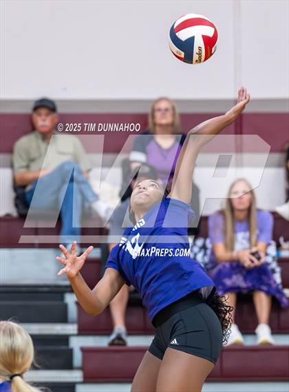 Thumbnail 1 in College Station vs Torrey Pines (Volleypalooza) photogallery.