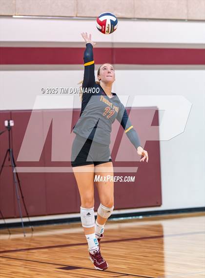 Thumbnail 3 in College Station vs Torrey Pines (Volleypalooza) photogallery.