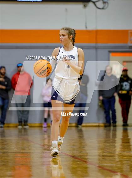 Thumbnail 2 in Jemison vs Thorsby (Chilton County Tournament Final) photogallery.