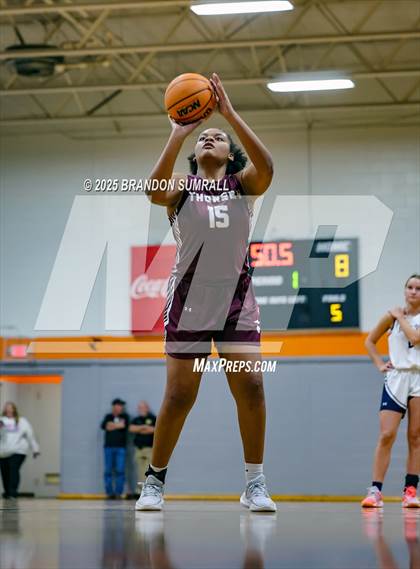 Thumbnail 1 in Jemison vs Thorsby (Chilton County Tournament Final) photogallery.