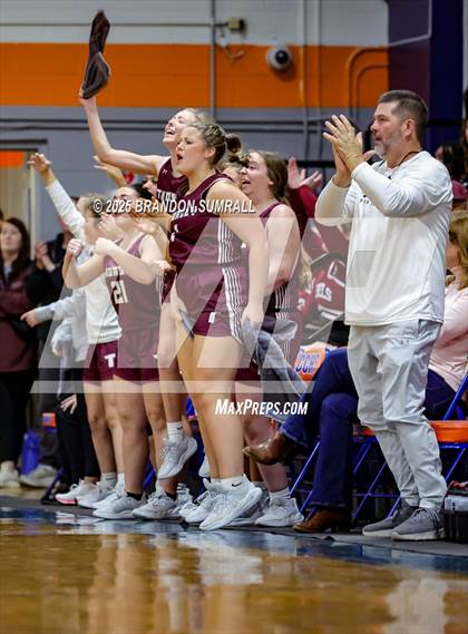Thumbnail 3 in Jemison vs Thorsby (Chilton County Tournament Final) photogallery.