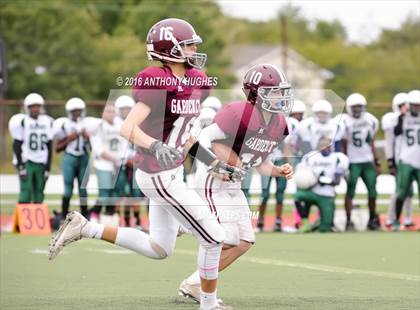 Thumbnail 2 in Elmont Memorial vs. Garden City photogallery.