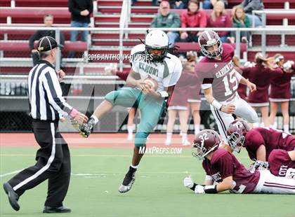 Thumbnail 3 in Elmont Memorial vs. Garden City photogallery.