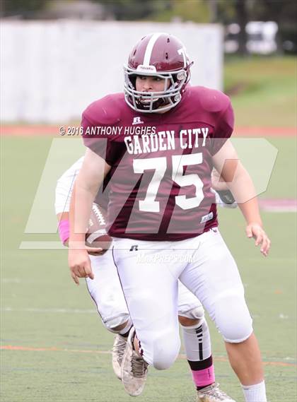 Thumbnail 3 in Elmont Memorial vs. Garden City photogallery.