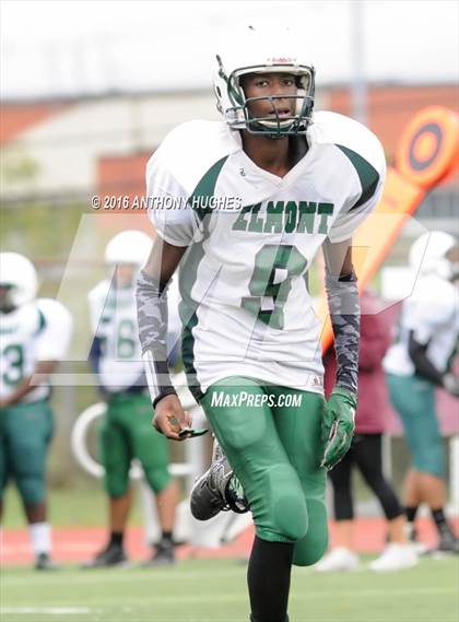 Thumbnail 3 in Elmont Memorial vs. Garden City photogallery.
