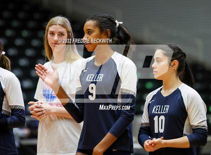 Thumbnail 2 in Tompkins vs. Keller (UIL 6A Semifinal) photogallery.