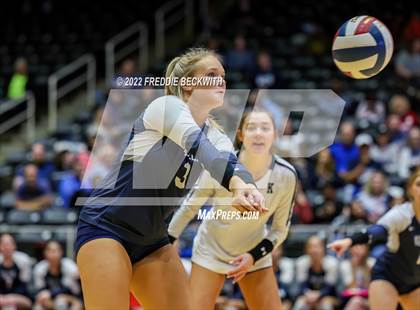 Thumbnail 1 in Tompkins vs. Keller (UIL 6A Semifinal) photogallery.