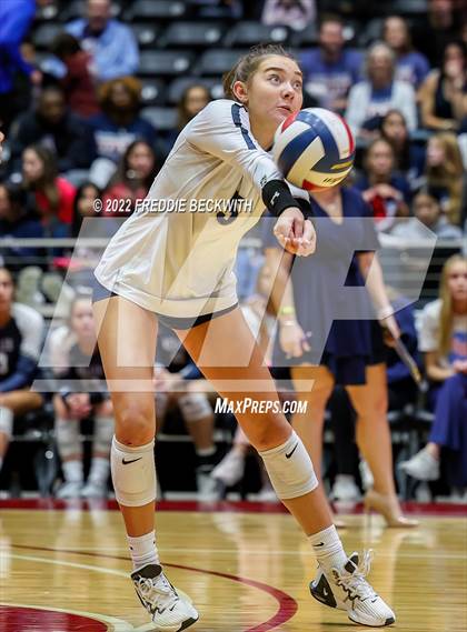 Thumbnail 1 in Tompkins vs. Keller (UIL 6A Semifinal) photogallery.