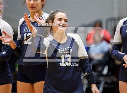 Thumbnail 3 in Tompkins vs. Keller (UIL 6A Semifinal) photogallery.