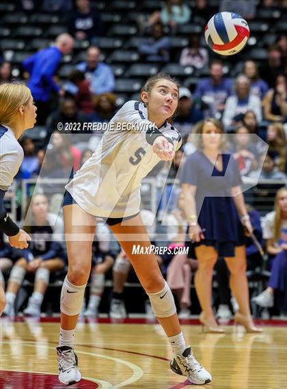 Thumbnail 3 in Tompkins vs. Keller (UIL 6A Semifinal) photogallery.