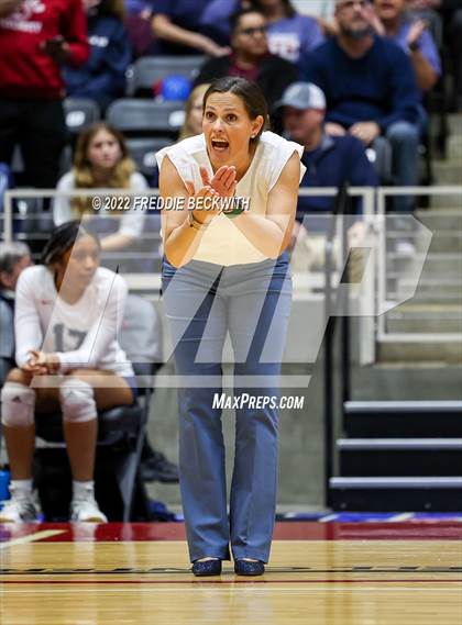 Thumbnail 1 in Tompkins vs. Keller (UIL 6A Semifinal) photogallery.