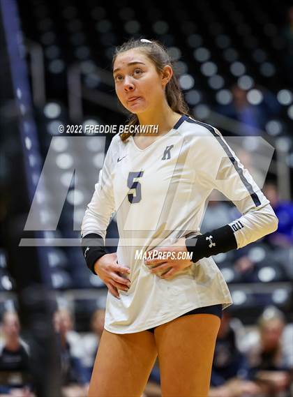 Thumbnail 2 in Tompkins vs. Keller (UIL 6A Semifinal) photogallery.