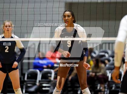Thumbnail 1 in Tompkins vs. Keller (UIL 6A Semifinal) photogallery.