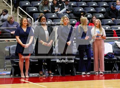 Thumbnail 3 in Tompkins vs. Keller (UIL 6A Semifinal) photogallery.