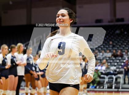 Thumbnail 1 in Tompkins vs. Keller (UIL 6A Semifinal) photogallery.