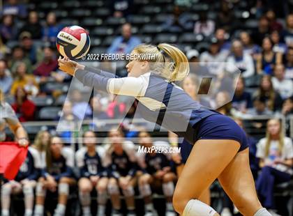 Thumbnail 2 in Tompkins vs. Keller (UIL 6A Semifinal) photogallery.