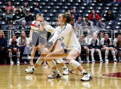 Thumbnail 2 in Tompkins vs. Keller (UIL 6A Semifinal) photogallery.