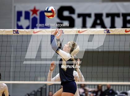 Thumbnail 1 in Tompkins vs. Keller (UIL 6A Semifinal) photogallery.