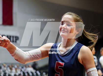 Thumbnail 3 in Tompkins vs. Keller (UIL 6A Semifinal) photogallery.