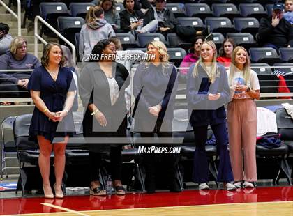 Thumbnail 2 in Tompkins vs. Keller (UIL 6A Semifinal) photogallery.