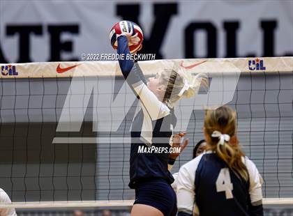 Thumbnail 1 in Tompkins vs. Keller (UIL 6A Semifinal) photogallery.