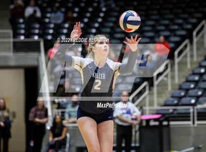 Thumbnail 2 in Tompkins vs. Keller (UIL 6A Semifinal) photogallery.