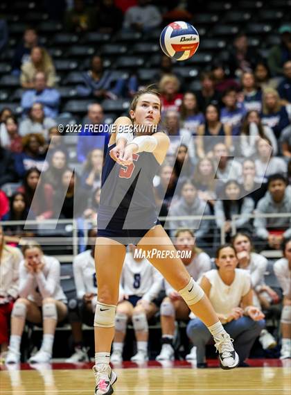 Thumbnail 1 in Tompkins vs. Keller (UIL 6A Semifinal) photogallery.