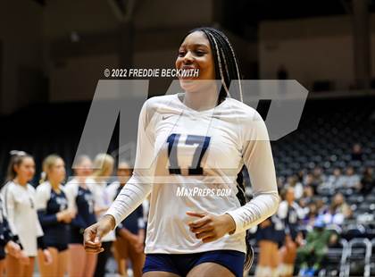 Thumbnail 3 in Tompkins vs. Keller (UIL 6A Semifinal) photogallery.