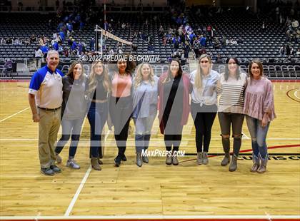 Thumbnail 2 in Tompkins vs. Keller (UIL 6A Semifinal) photogallery.
